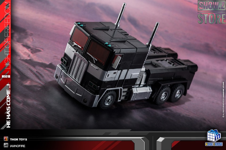 Nemesis Prime head close-up with red visor and metallic finish Nemesis Prime head close-up with red visor and metallic finish