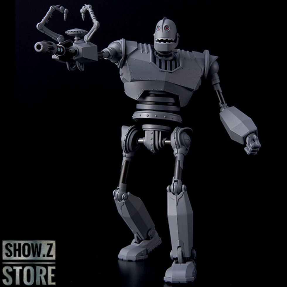 Iron Giant Riobot standard mode figure full body stance Iron Giant Riobot standard mode figure full body stance