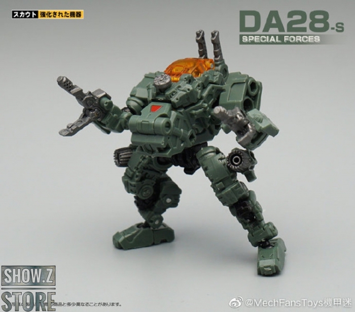 DA-28S Special Forces Suit showing green armor and heavy weaponry DA-28S Special Forces Suit showing green armor and heavy weaponry