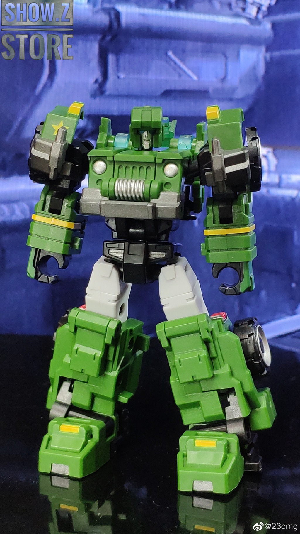 IronFactory EX-38 Optics Hunter Hound transformer robot in bright green color IronFactory EX-38 Optics Hunter Hound transformer robot in bright green color