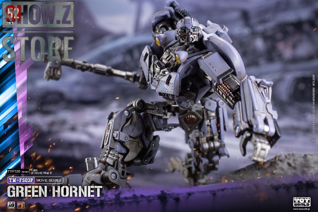 Robot figure with extended arm cannon and missile launcher Robot figure with extended arm cannon and missile launcher