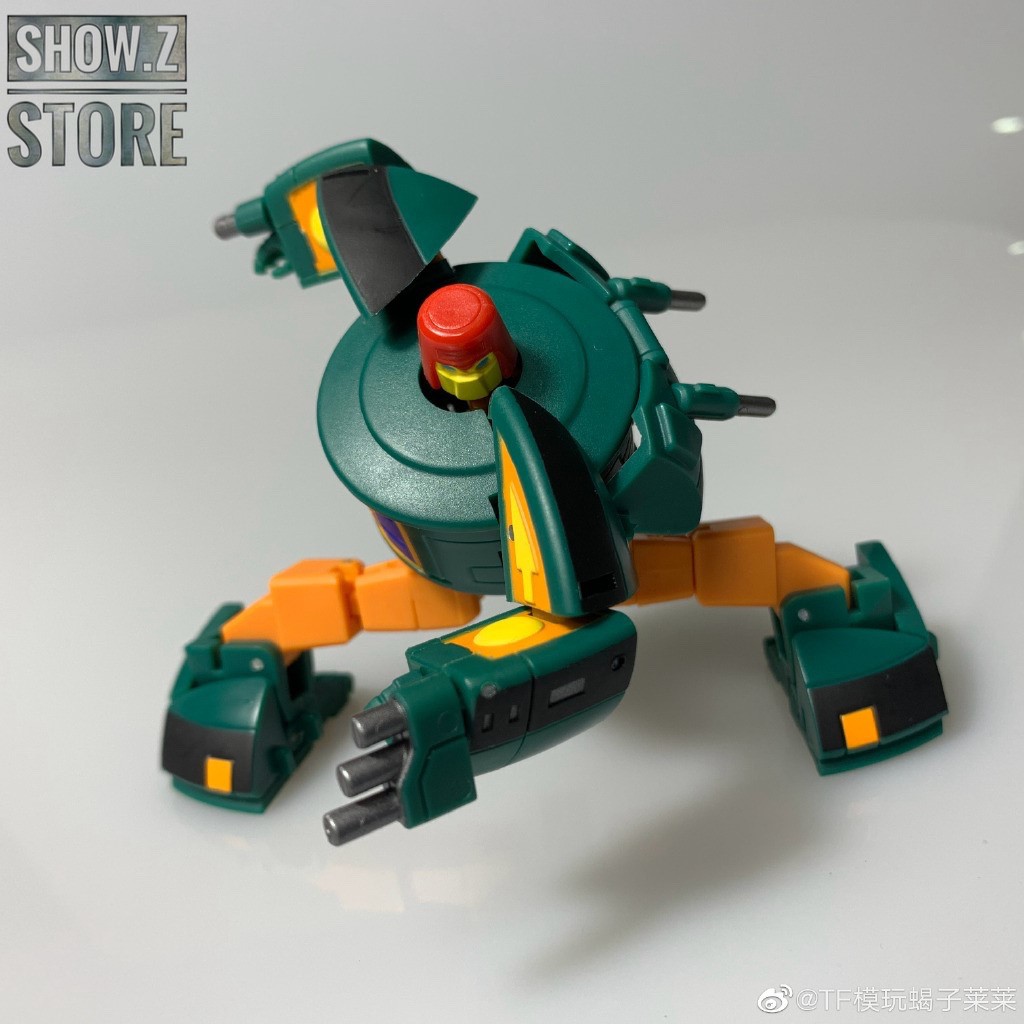 Two robot variants displayed side by side for comparison Two robot variants displayed side by side for comparison