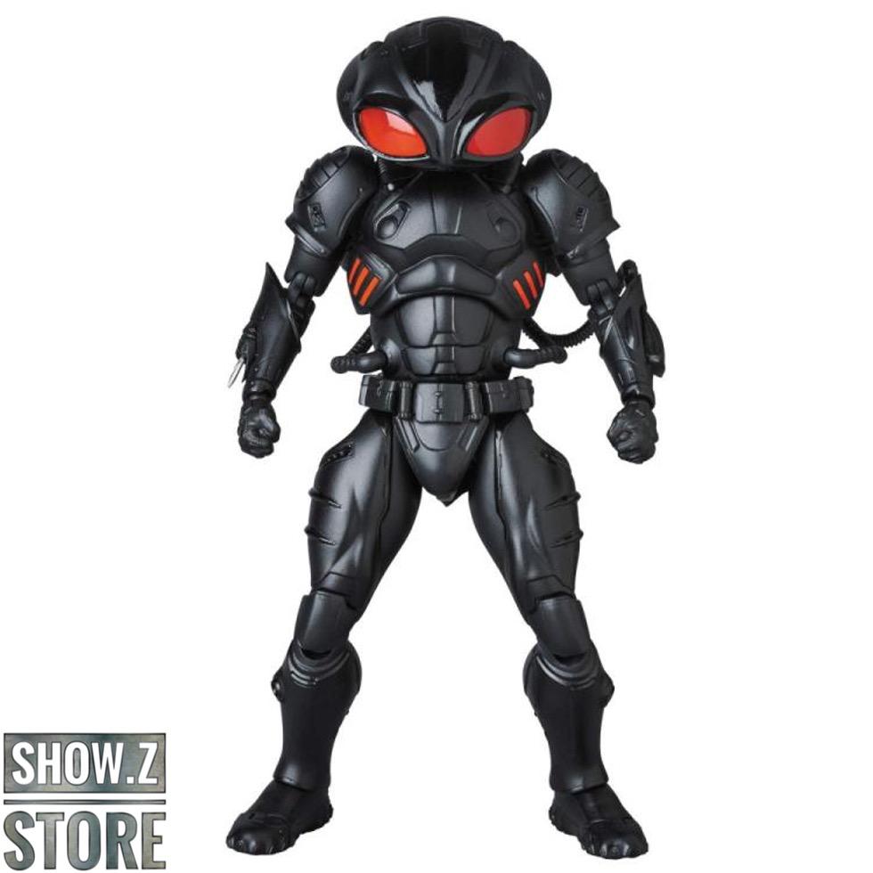 Standing combat ready pose with glowing red eyes Standing combat ready pose with glowing red eyes