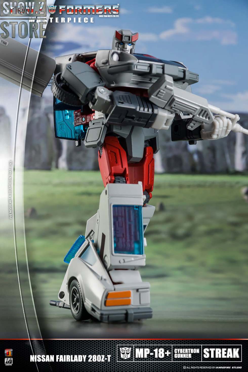 Bluestreak robot displaying weapon systems and articulated joints Bluestreak robot displaying weapon systems and articulated joints