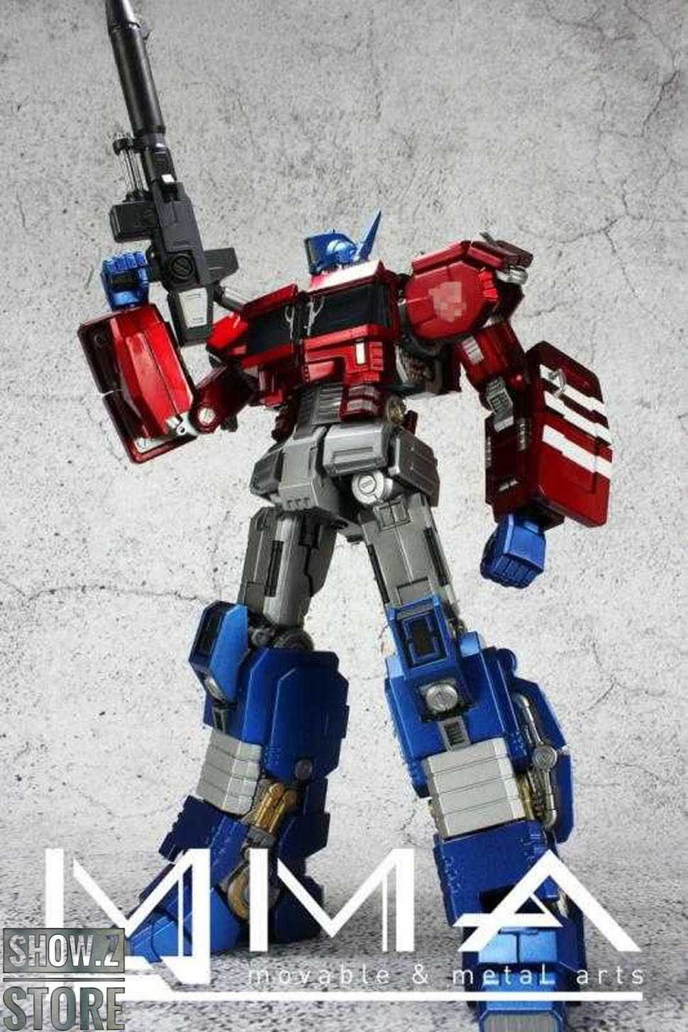Detailed robot with movable joints and accessories shown Detailed robot with movable joints and accessories shown