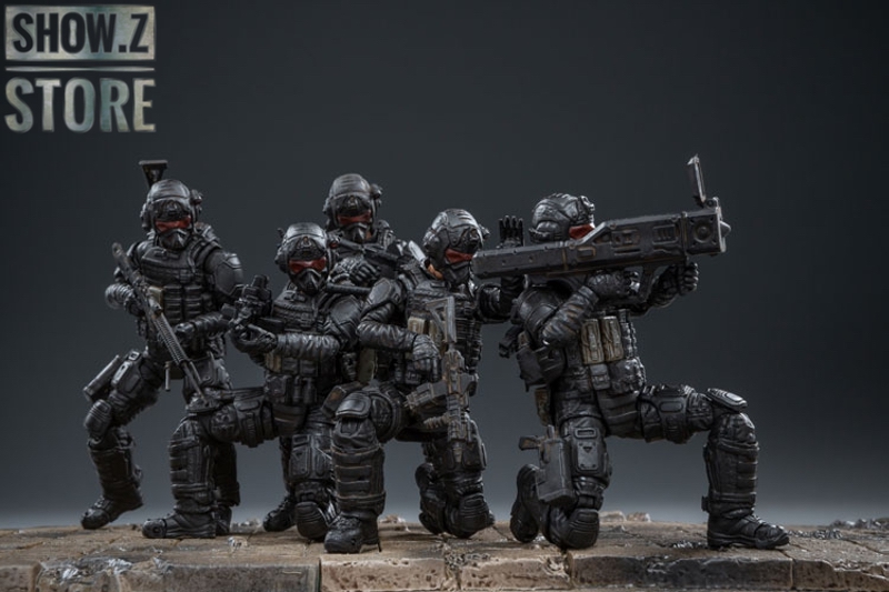 Airborne soldiers with rifles in combat tactical stance formation Airborne soldiers with rifles in combat tactical stance formation