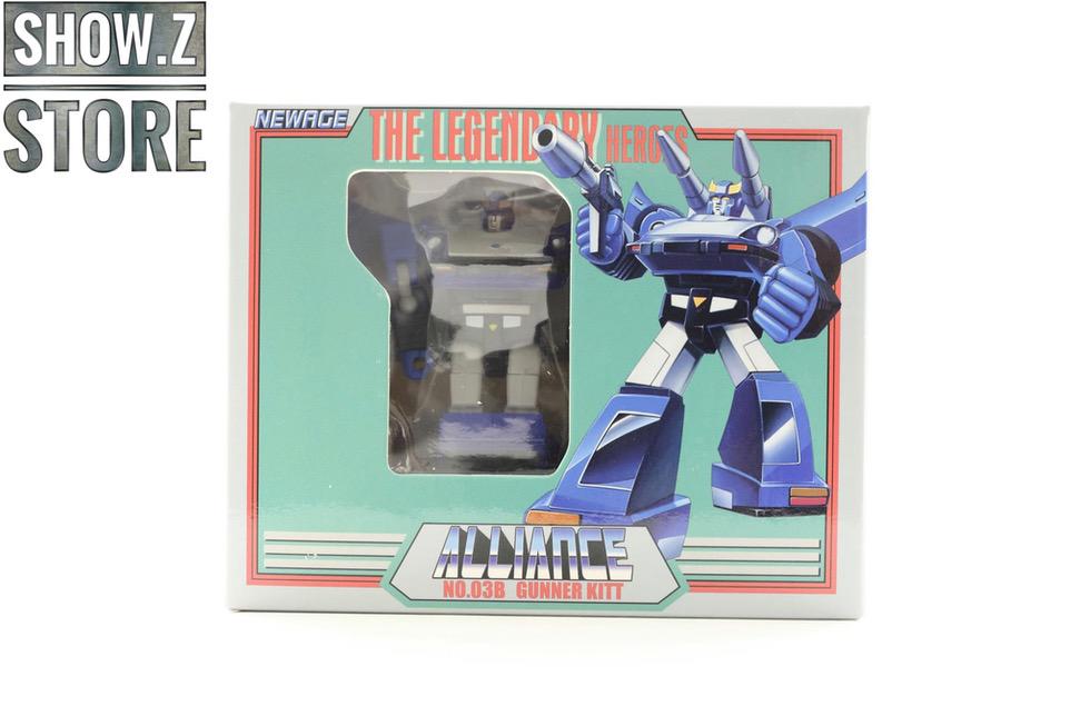 Bluestreak robot mode with extended weapons and articulation Bluestreak robot mode with extended weapons and articulation