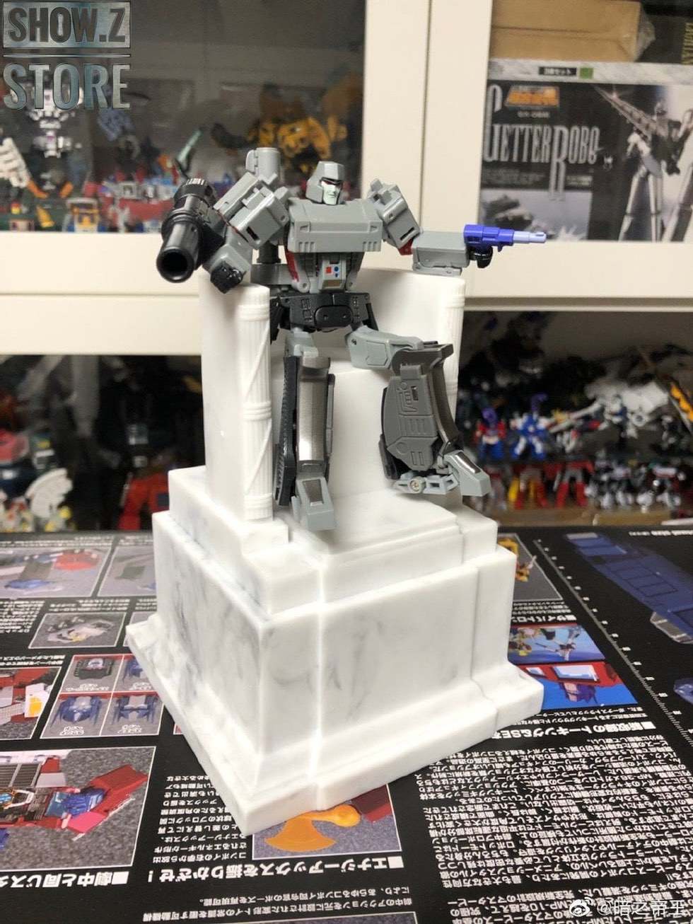 Purple Megatron tyrant throne robot figure display statue Purple Megatron tyrant throne robot figure display statue