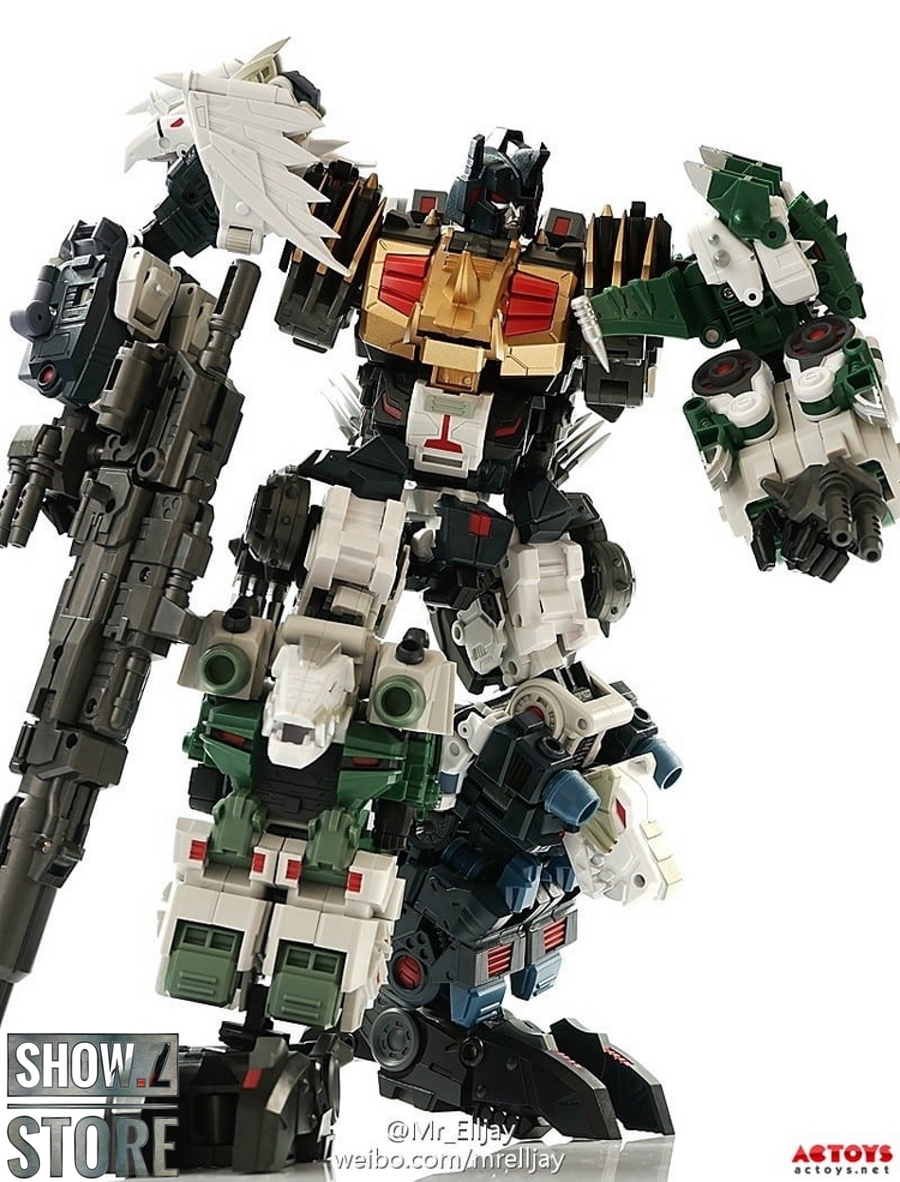 Dinosaur robots displaying individual forms with combined warrior configuration Dinosaur robots displaying individual forms with combined warrior configuration