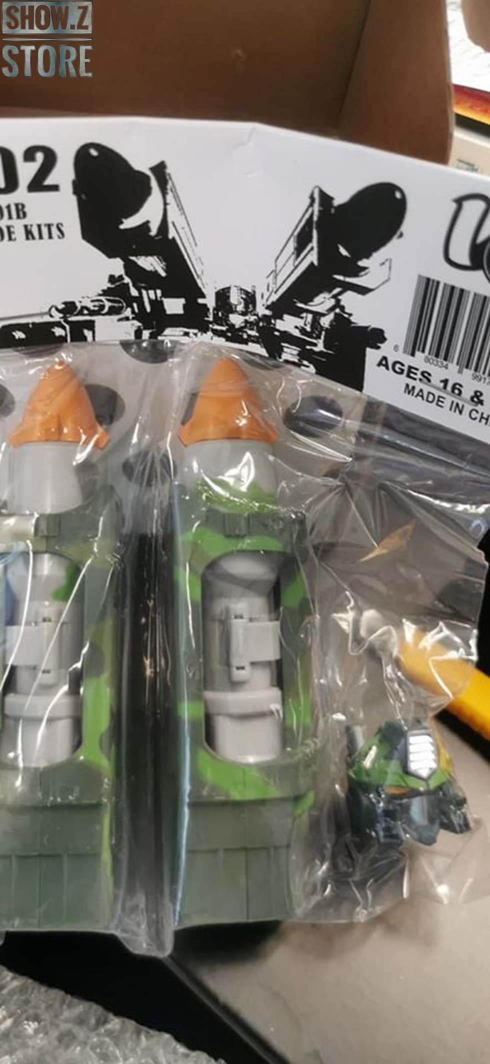 VISUAL Upgrade Kit STC-01A small robot figure with rocket parts VISUAL Upgrade Kit STC-01A small robot figure with rocket parts