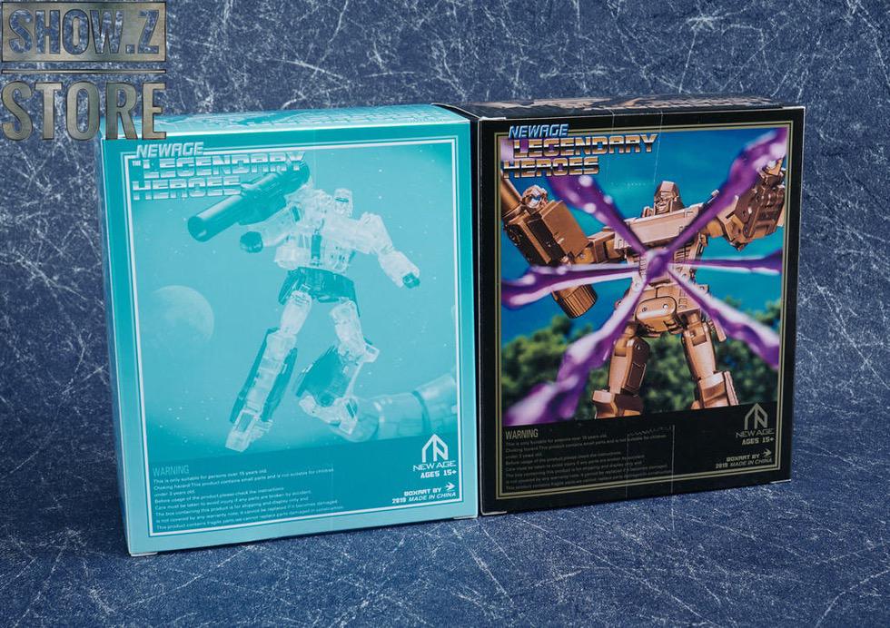 NewAge H9G Megatron gold robot with transformation weapon and base included NewAge H9G Megatron gold robot with transformation weapon and base included