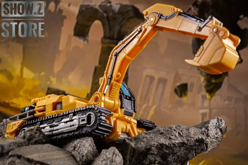 Yellow construction robot showing articulation and detail engineering Yellow construction robot showing articulation and detail engineering