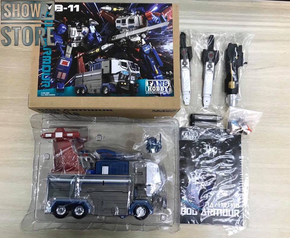 God Armor God Bomber robot transformation configuration shown God Armor God Bomber robot transformation configuration shown