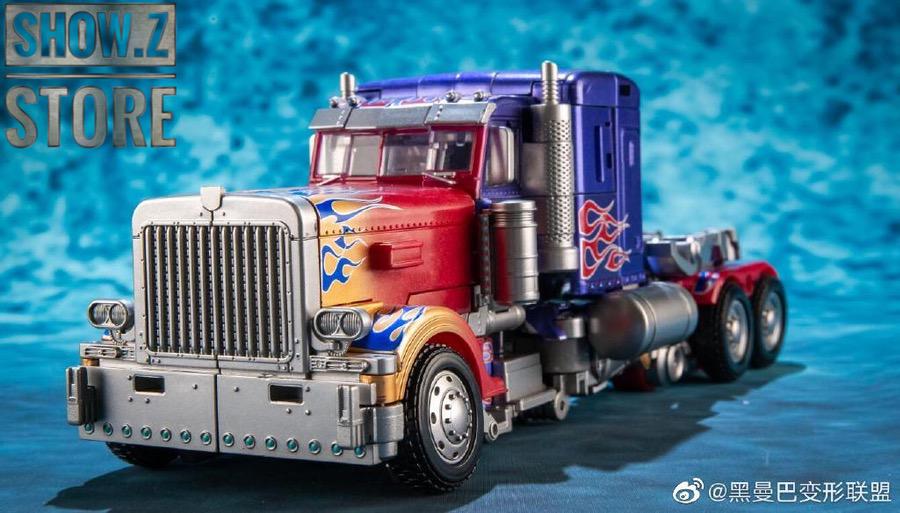 Aoyi oversized Optimus Prime mecha with large cannon and detailed engineering Aoyi oversized Optimus Prime mecha with large cannon and detailed engineering