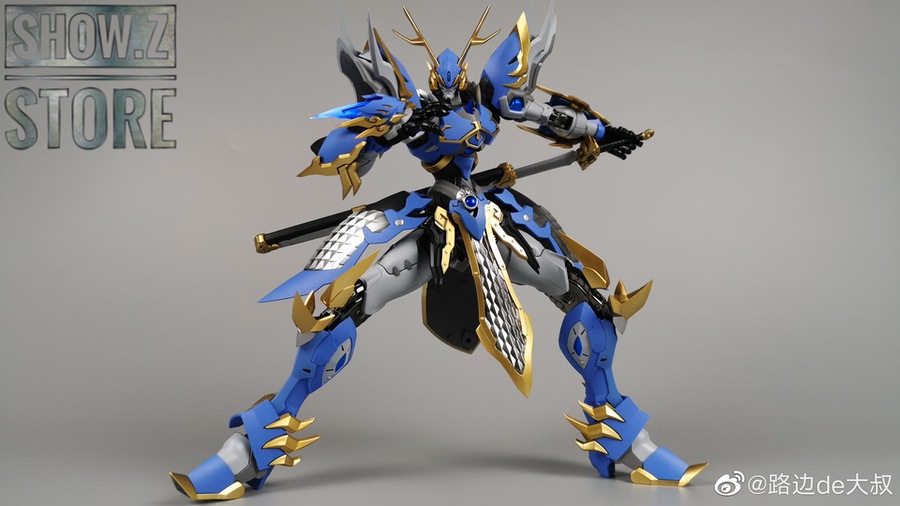 Wushuang Zhao Yun Zilong robot with blue armor and ornate gold plated details Wushuang Zhao Yun Zilong robot with blue armor and ornate gold plated details