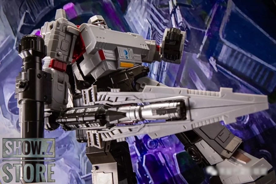Aoyi H6002-10B Megatron robot in vehicle mode showing truck transformation base Aoyi H6002-10B Megatron robot in vehicle mode showing truck transformation base