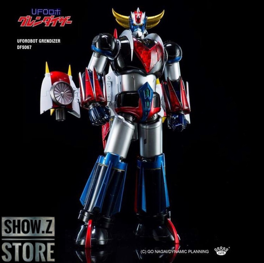 King Arts Grendizer robot figure with curved sickle weapons displayed King Arts Grendizer robot figure with curved sickle weapons displayed