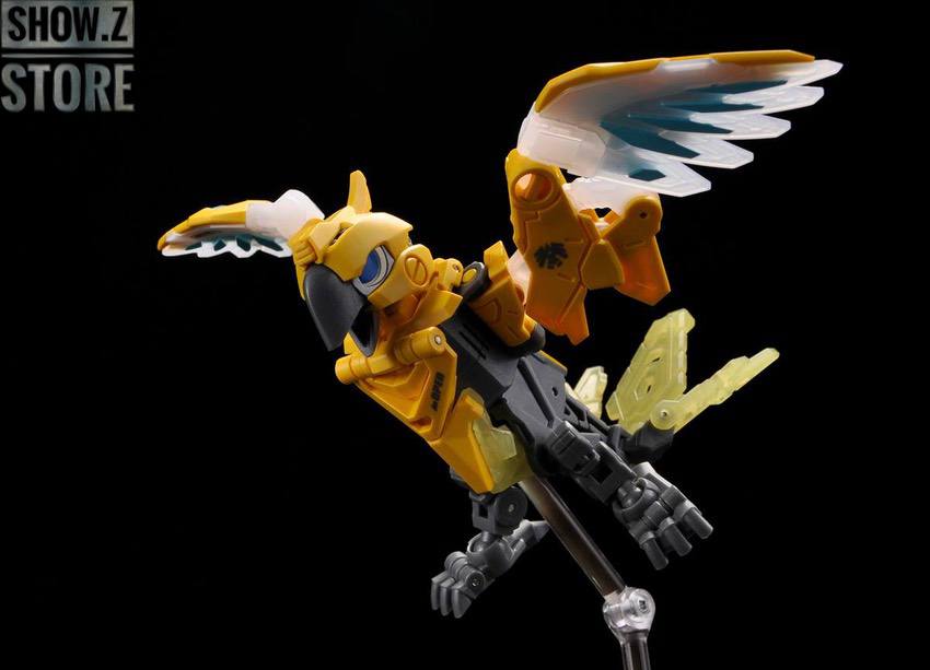 52Toys BeastBox BB-10 Rumblebeat transforming action figure display 52Toys BeastBox BB-10 Rumblebeat transforming action figure display