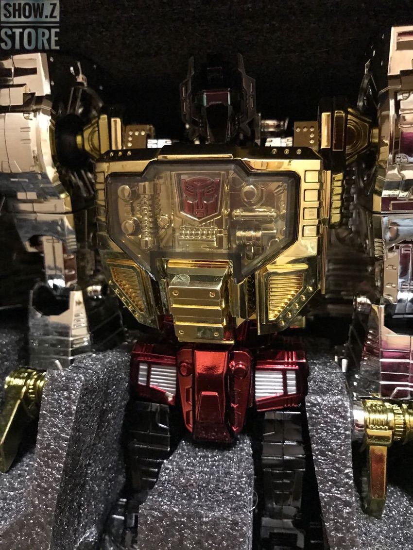 MP08S Grimlock in metallic chrome dinosaur beast mode MP08S Grimlock in metallic chrome dinosaur beast mode