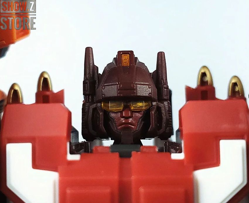 Warbotron Computron combined mega robot from five figures Warbotron Computron combined mega robot from five figures