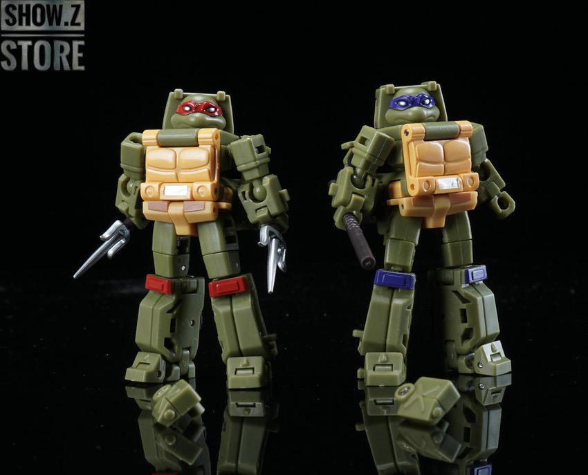 Two Newage H19N robots showing front and back poses Two Newage H19N robots showing front and back poses