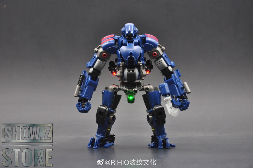 Rihio Multiabyss blue and gold mecha in dual action stance poses Rihio Multiabyss blue and gold mecha in dual action stance poses