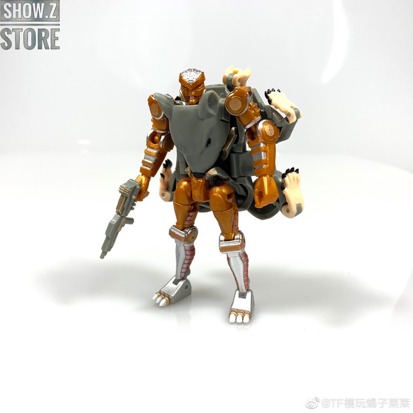 Rattrap transformer robot with articulated limbs and gray armor plating Rattrap transformer robot with articulated limbs and gray armor plating