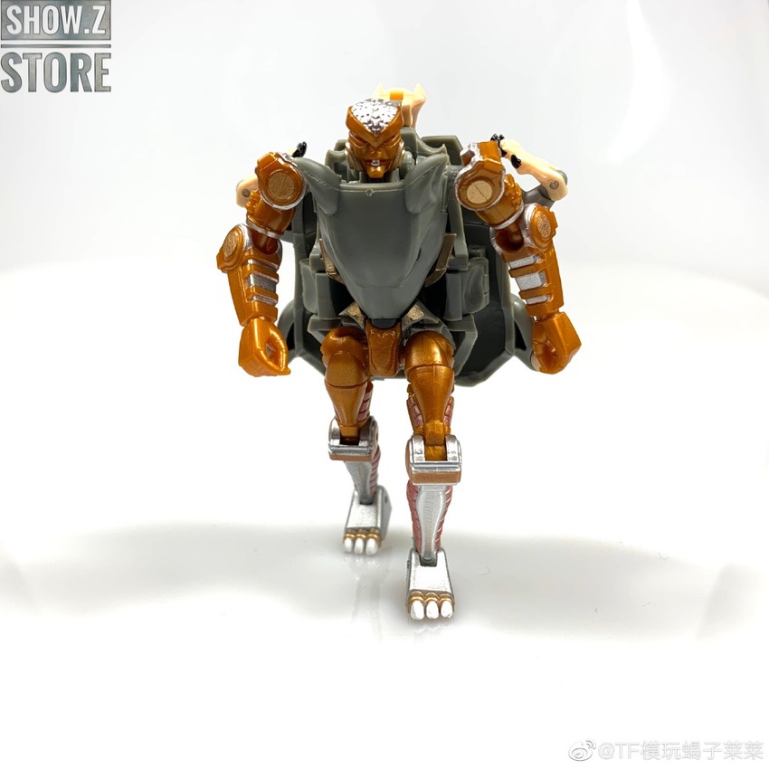 Transform Element TE-MM002 Rattrap orange and gray robot figure standing Transform Element TE-MM002 Rattrap orange and gray robot figure standing