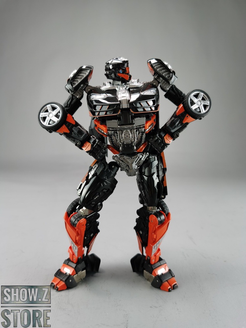 Robot in stance pose showing detailed transformation joints Robot in stance pose showing detailed transformation joints