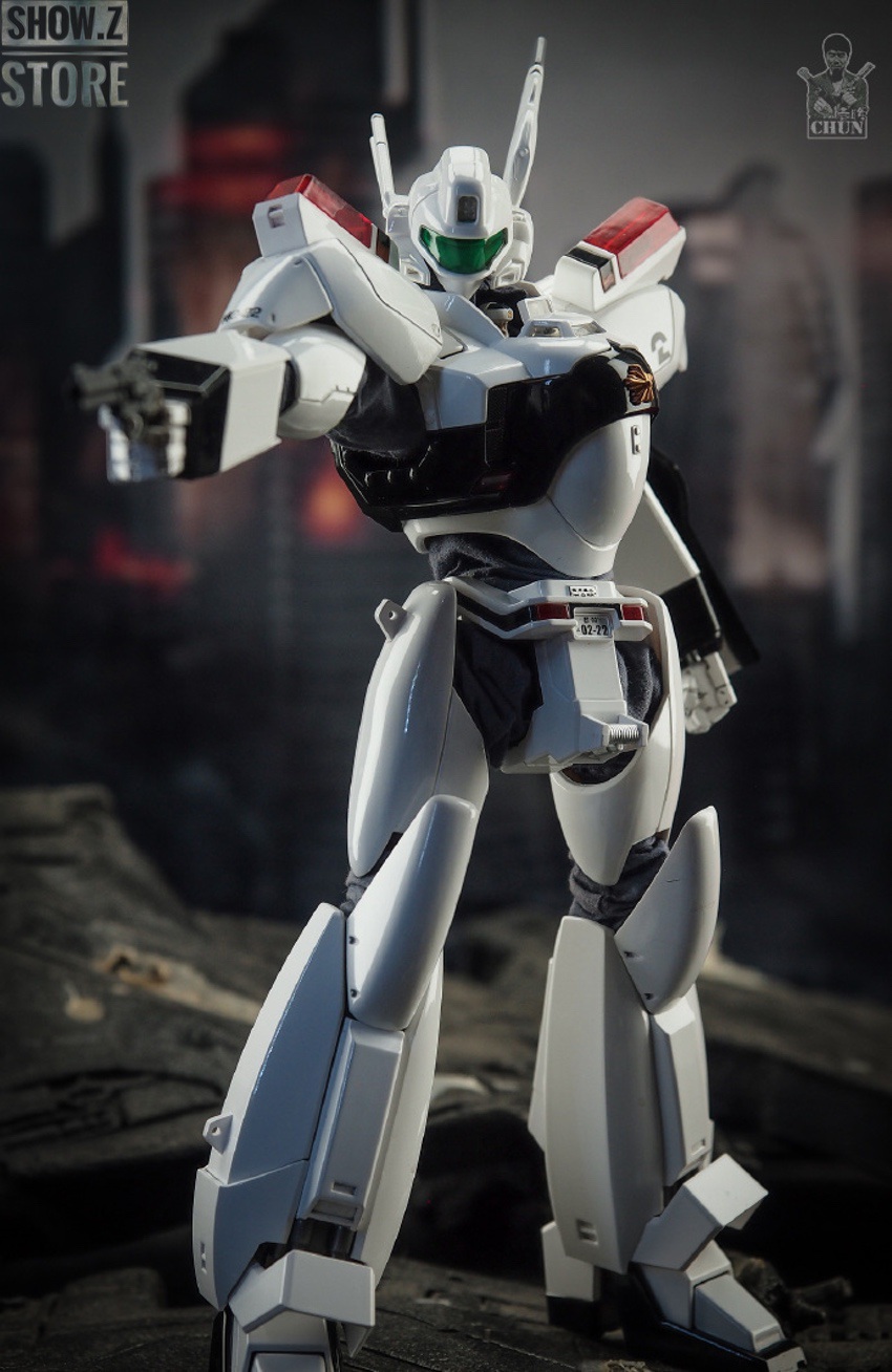 1/35 Patlabor Mobile Police Ingram Unit 2 figure 1/35 Patlabor Mobile Police Ingram Unit 2 figure
