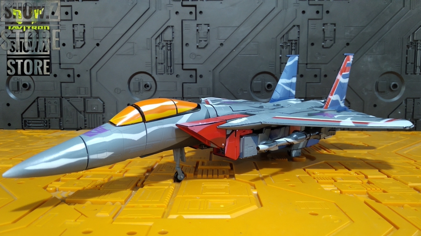 Yes Model YM-03J MP11SC Starscream cell shaded robot Yes Model YM-03J MP11SC Starscream cell shaded robot