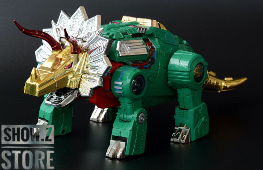 FansToys Scoria slag in full transformation mode display FansToys Scoria slag in full transformation mode display