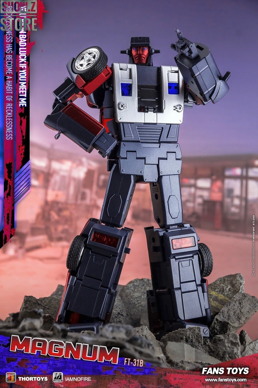 FansToys FT-31B Magnum Wildrider compact scale alternative pose view FansToys FT-31B Magnum Wildrider compact scale alternative pose view