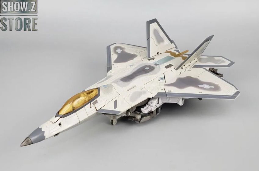 Hasbro Masterpiece Movie Starscream robot detailed armor Hasbro Masterpiece Movie Starscream robot detailed armor