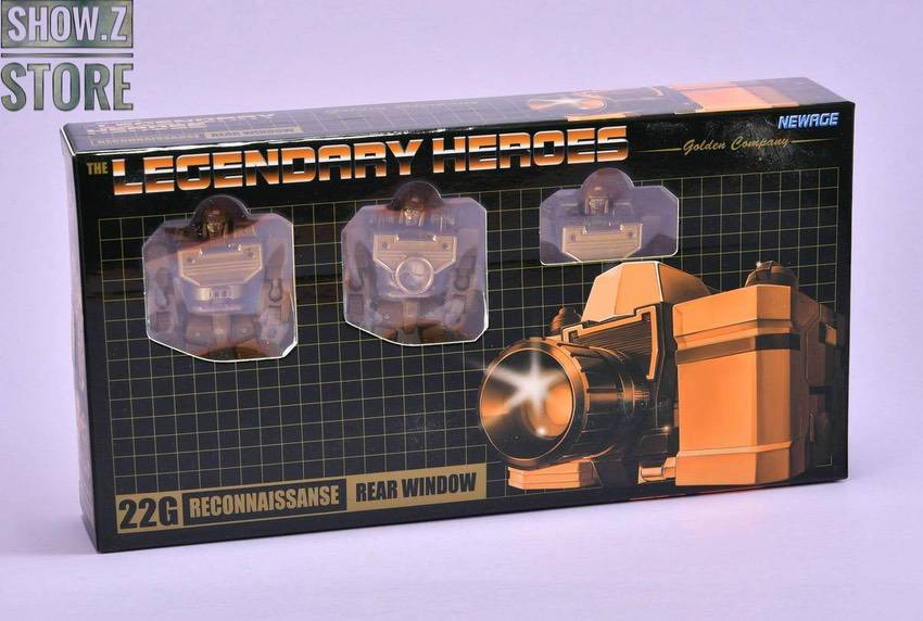 NewAge GoldenEye Reflector gold robot in robot mode standing tall NewAge GoldenEye Reflector gold robot in robot mode standing tall