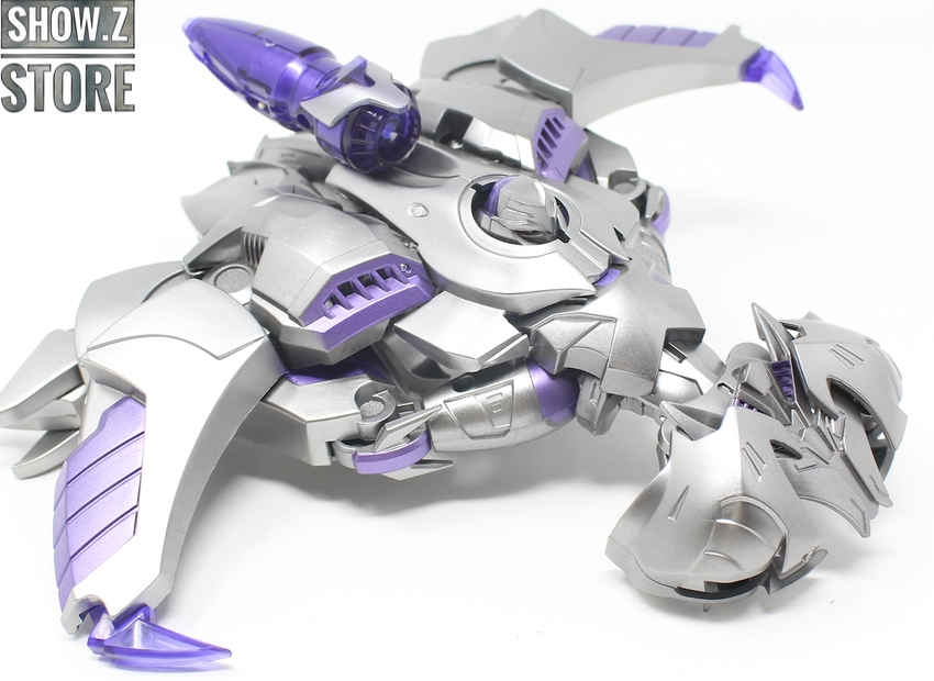 APC Dark Master Megatron robot chest close-up details APC Dark Master Megatron robot chest close-up details