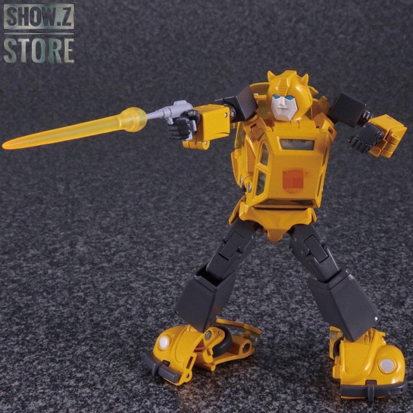 4th Party Masterpiece MP-45 Bumblebee 2.0 yellow robot warrior pose 4th Party Masterpiece MP-45 Bumblebee 2.0 yellow robot warrior pose