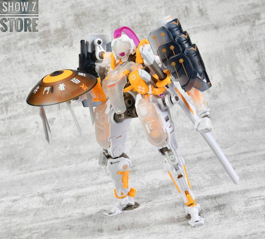 Akiru craft robot demonstrating fully articulated combat configuration Akiru craft robot demonstrating fully articulated combat configuration