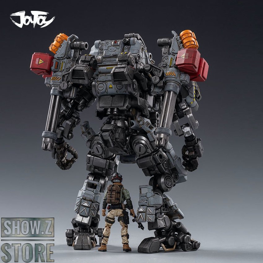 Heavy firepower mecha with human figure for scale Heavy firepower mecha with human figure for scale