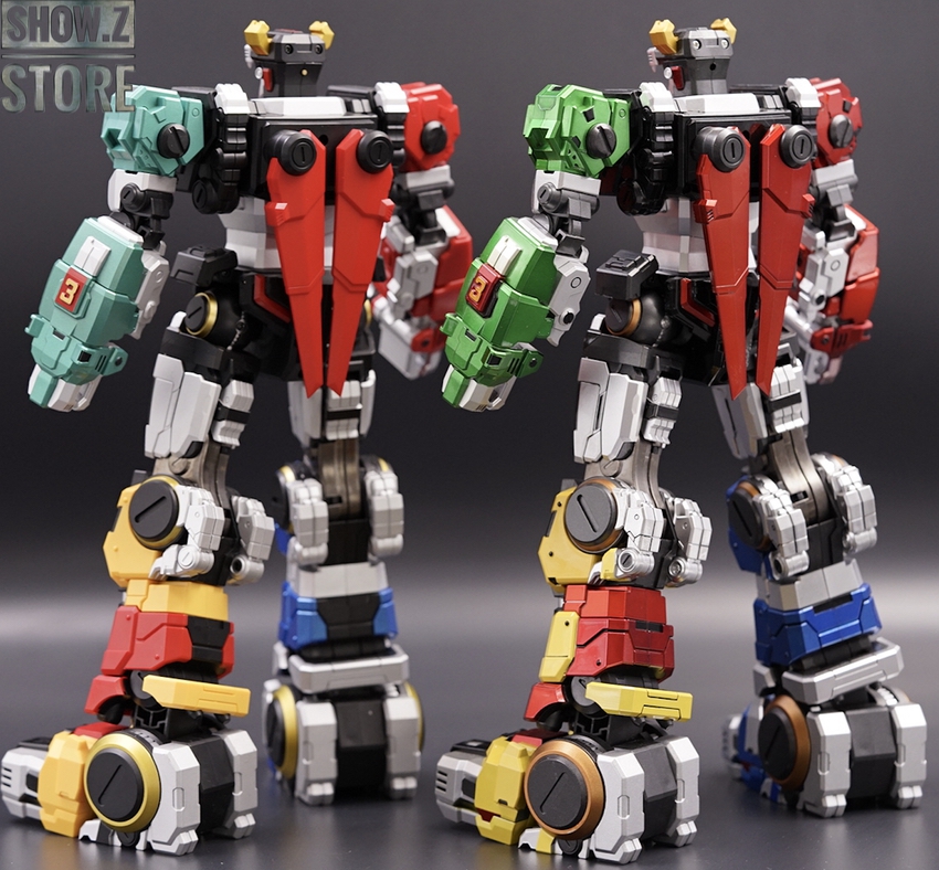 Individual Voltron robot components in formation side view Individual Voltron robot components in formation side view