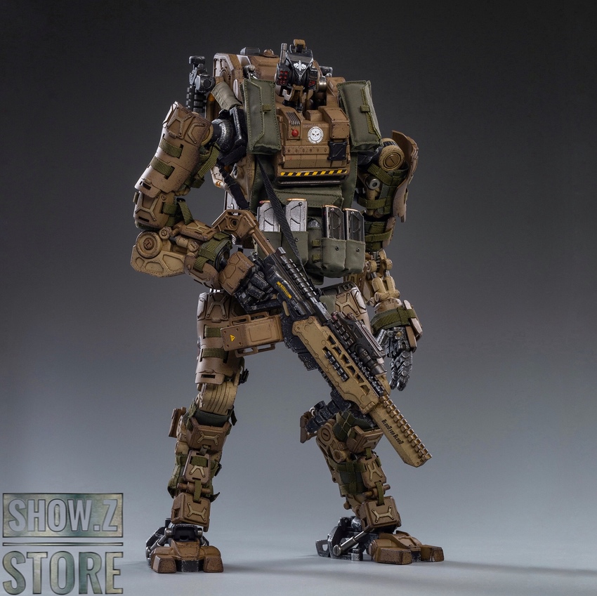 Fear Assault Mecha with heavy cannon rifle Fear Assault Mecha with heavy cannon rifle