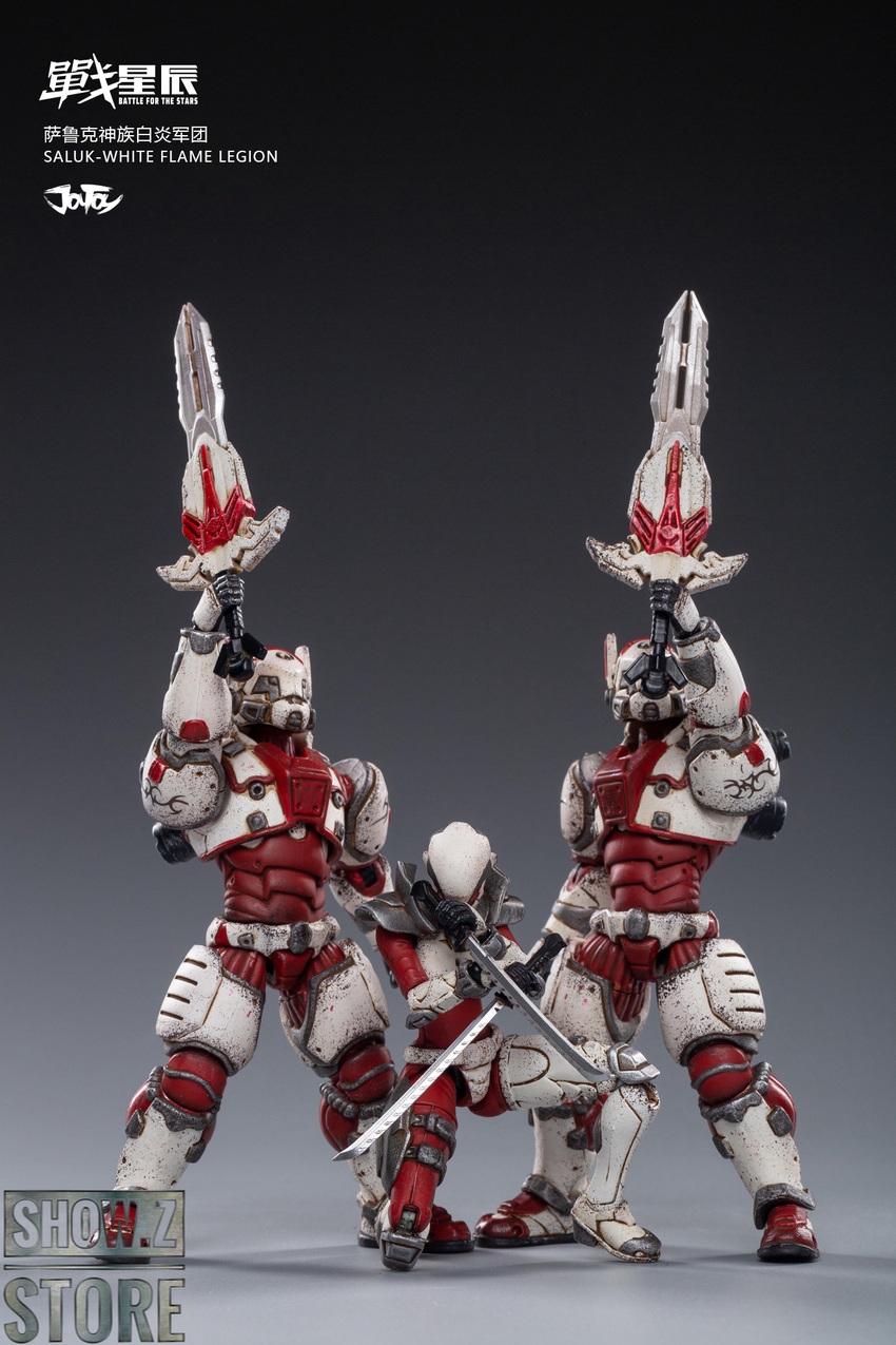 Saluk figures with full tactical weapon loadout Saluk figures with full tactical weapon loadout