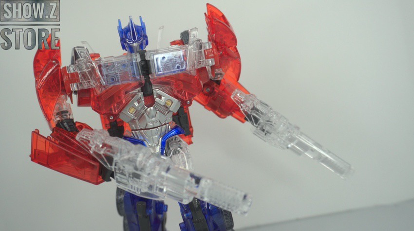 Articulated figure in compact alt-mode form Articulated figure in compact alt-mode form