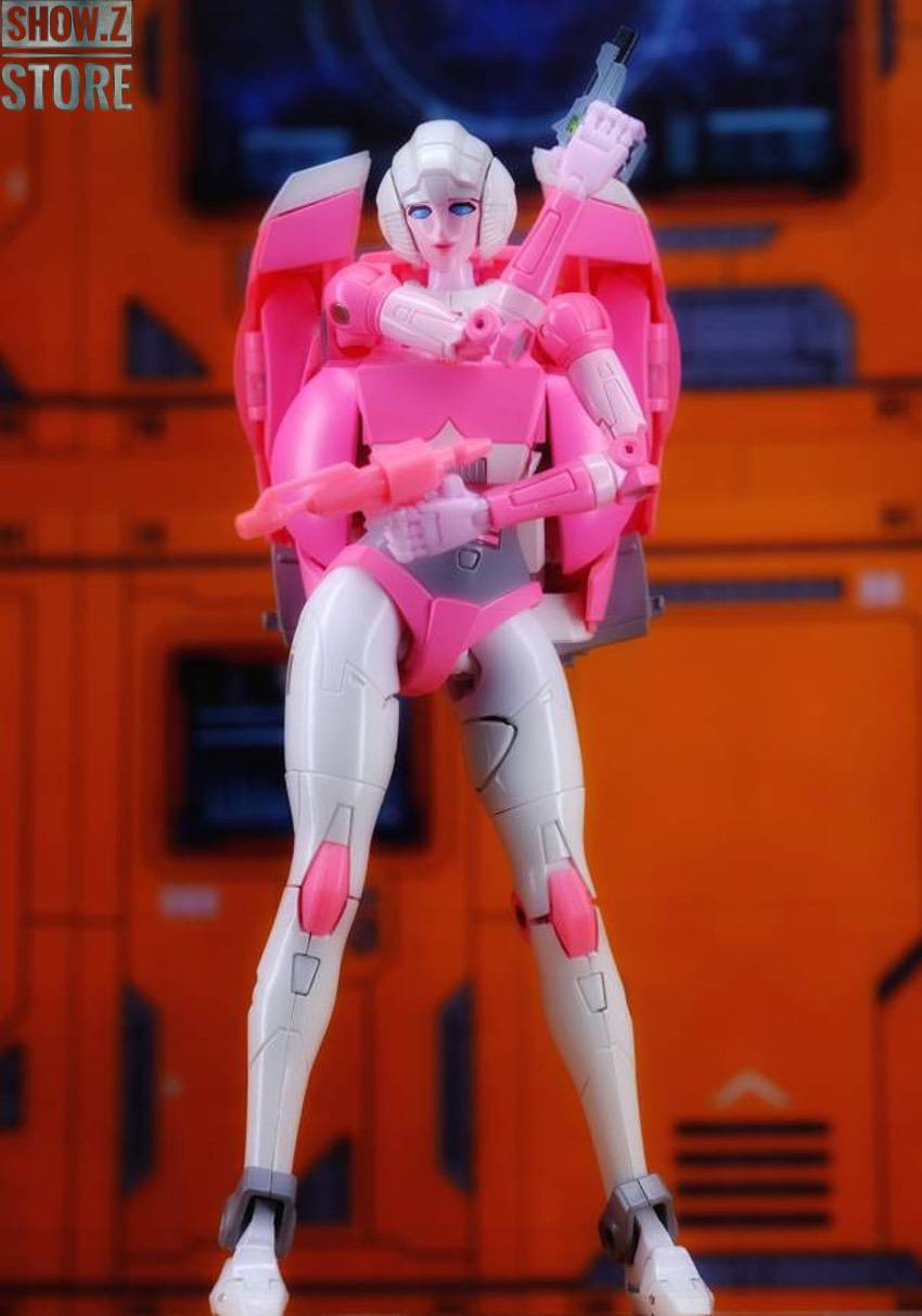 Takara Tomy Masterpiece MP-51 Arcee pink white transformers collectible figure Takara Tomy Masterpiece MP-51 Arcee pink white transformers collectible figure