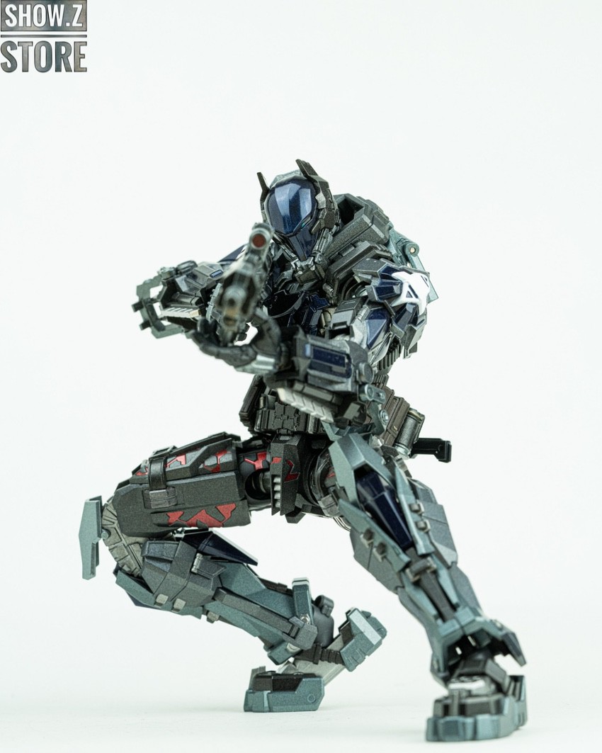 Flame Toys Batman Arkham Knight heavy armored combat model kit Flame Toys Batman Arkham Knight heavy armored combat model kit