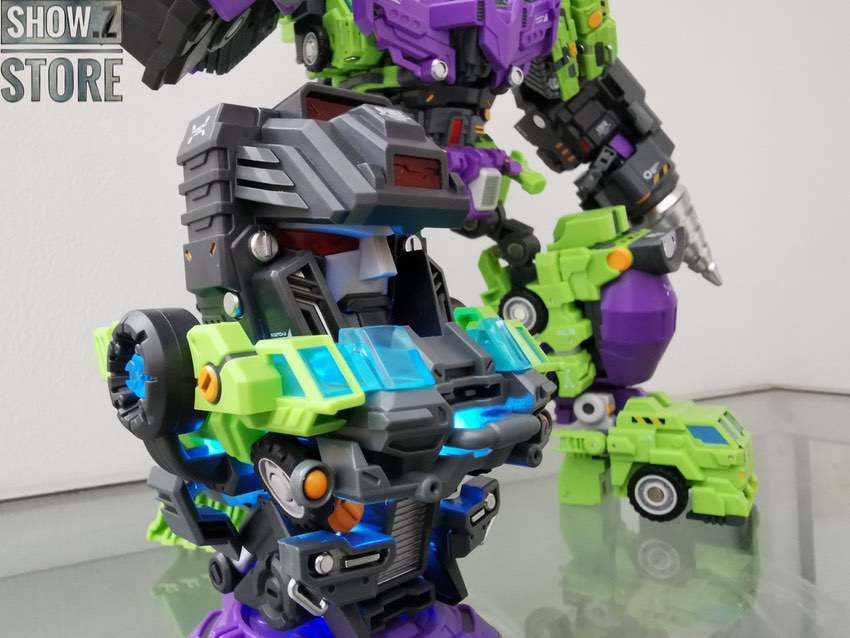 Demolisher Devastator five-part combiner robot detailed assembly view Demolisher Devastator five-part combiner robot detailed assembly view