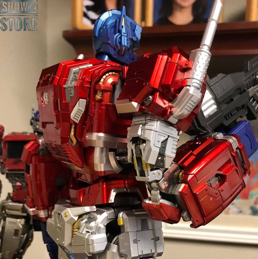 Complete Optimus Prime collectible action figure set photo Complete Optimus Prime collectible action figure set photo
