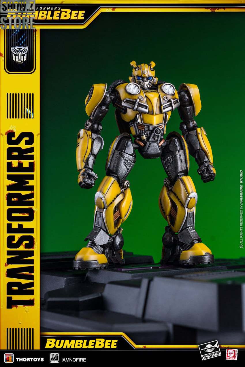 Bumblebee yellow and black Transformers smart model kit Bumblebee yellow and black Transformers smart model kit