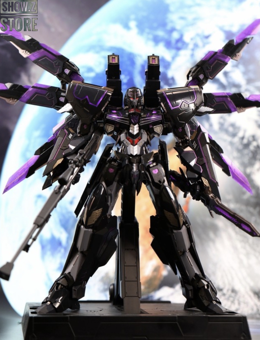 Flame Toys Kuro Kura Kuri IDW Stealth Megatron black purple robot Flame Toys Kuro Kura Kuri IDW Stealth Megatron black purple robot