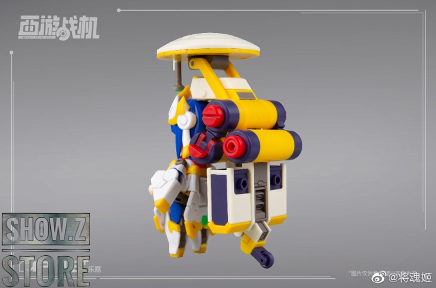 TangTang mecha side view with headgear TangTang mecha side view with headgear
